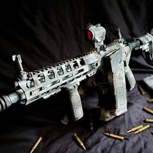 Meet your Posher, Zachary